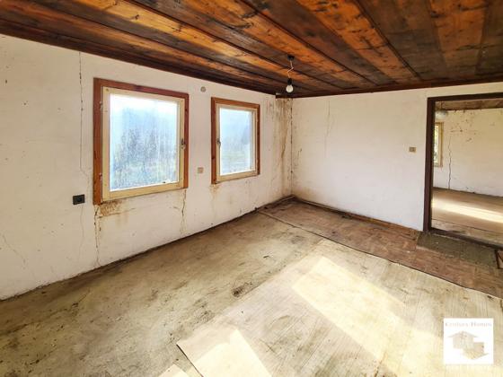 Image No.10-3 Bed House for sale