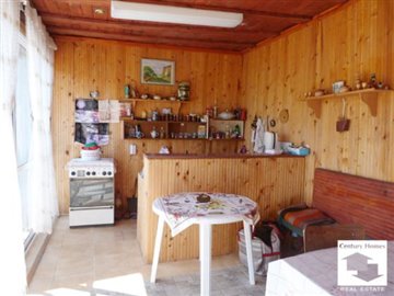 Spacious two- storey a house in a quiet area with beautiful naturein the village of Novo Gradishte 