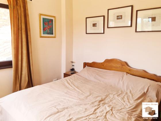 Image No.11-3 Bed House for sale