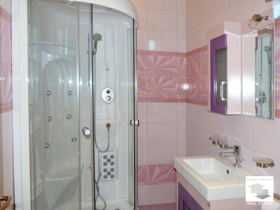 Image No.18-Maison de 5 chambres à vendre à Elena