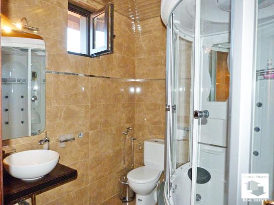 Image No.22-Maison de 5 chambres à vendre à Elena