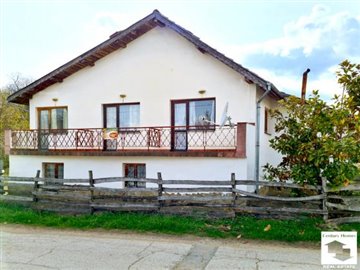 1 - Tryavna, House