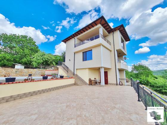 Image No.41-5 Bed House for sale