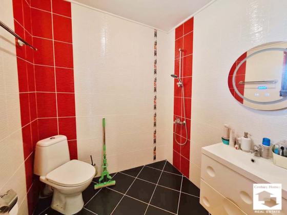 Image No.22-4 Bed House for sale