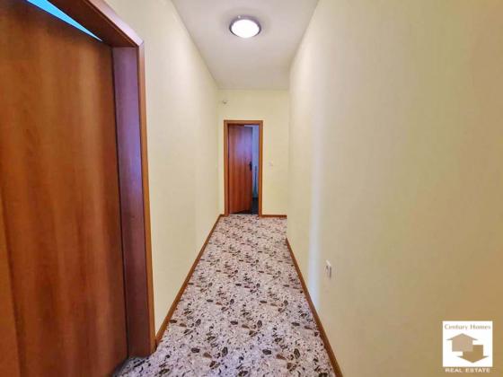 Image No.24-4 Bed House for sale