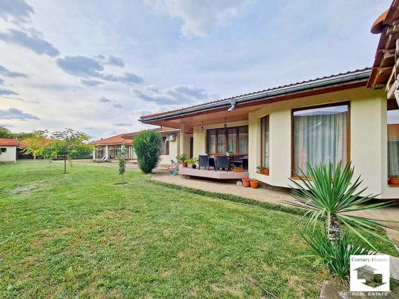 Image No.4-4 Bed House for sale