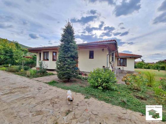 Image No.33-4 Bed House for sale