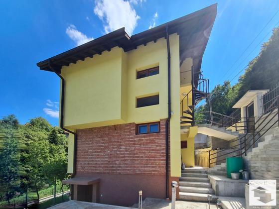Image No.17-Maison de 4 chambres à vendre à Veliko Tarnovo