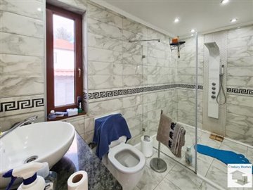 large1673257607