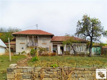 1 - Pavlikeni, House