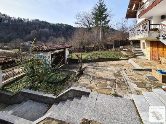 Image No.22-3 Bed House for sale