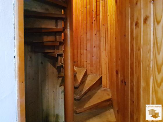 Image No.9-3 Bed House for sale