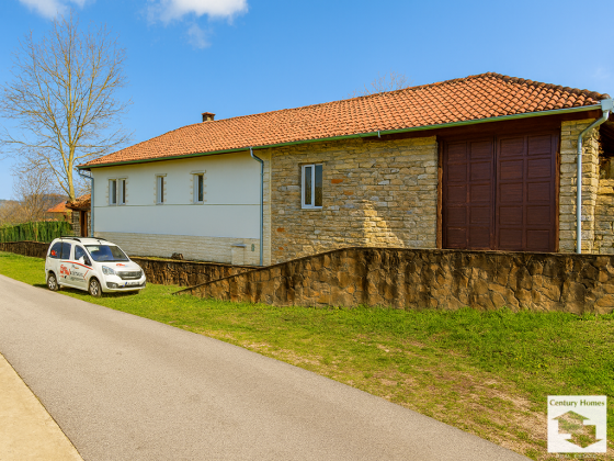 Image No.15-3 Bed House for sale