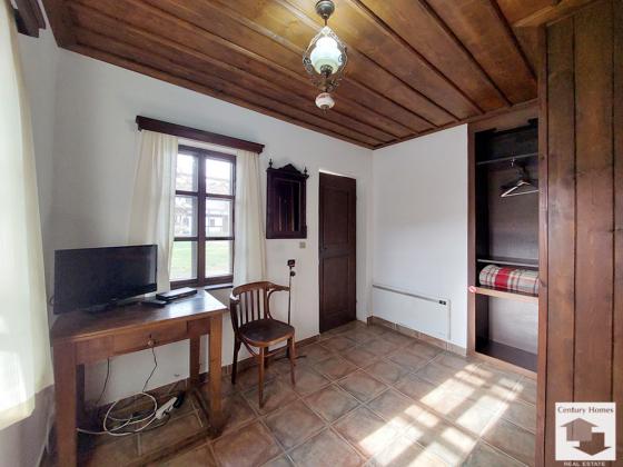 Image No.21-13 Bed House for sale