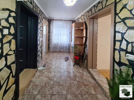 Image No.11-Maison de 4 chambres à vendre à Polski Trambesh