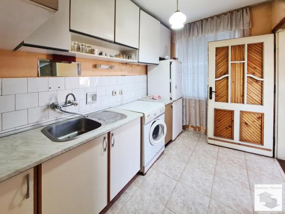 Image No.18-Maison de 4 chambres à vendre à Polski Trambesh