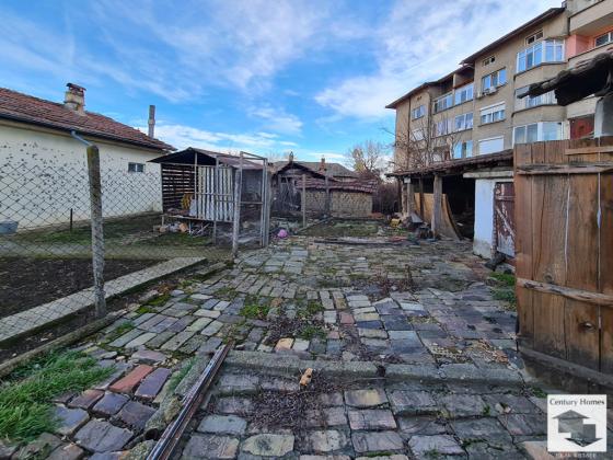 Image No.26-Maison de 4 chambres à vendre à Polski Trambesh