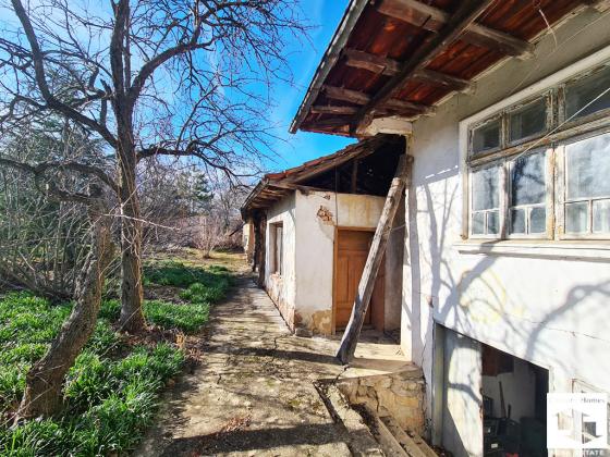 Image No.4-Maison de 2 chambres à vendre à Veliko Tarnovo