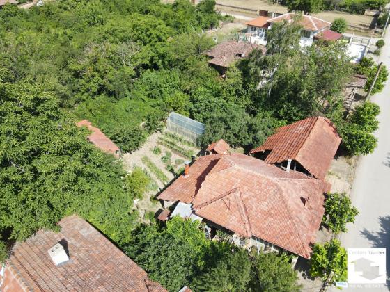 Image No.5-Maison de 3 chambres à vendre à Gorna Oryahovitsa