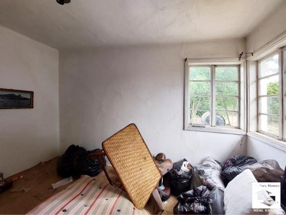 Image No.10-3 Bed House for sale