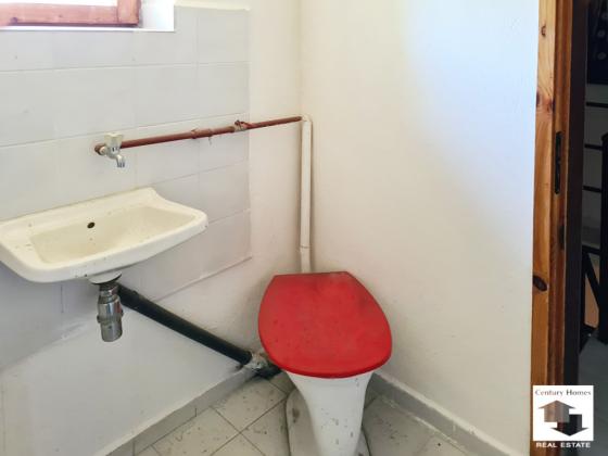 Image No.14-8 Bed House for sale