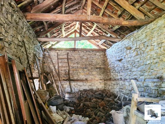 Image No.23-8 Bed House for sale