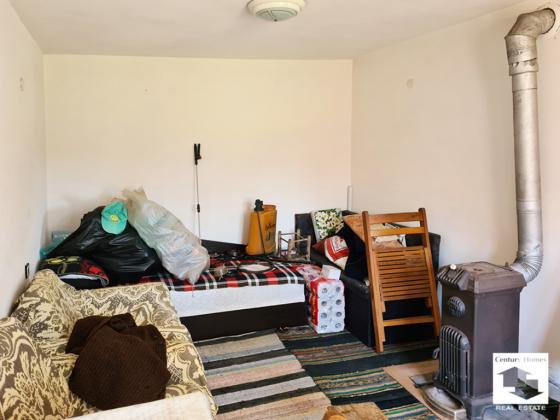 Image No.6-8 Bed House for sale