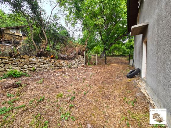 Image No.16-2 Bed House for sale