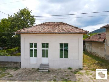 large1722342970