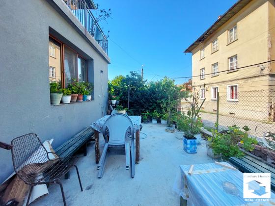 Image No.24-3 Bed House for sale