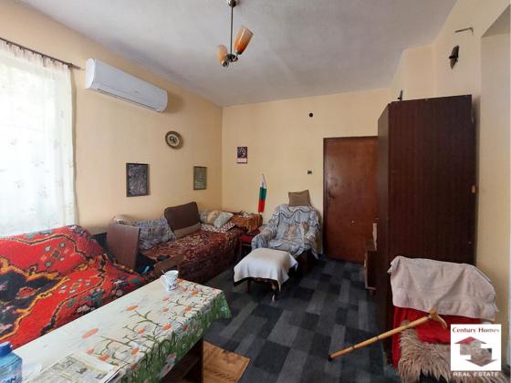 Image No.8-3 Bed House for sale