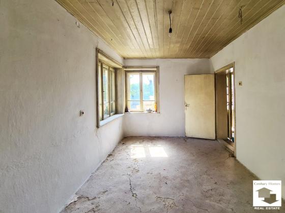 Image No.13-3 Bed House for sale