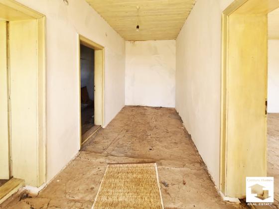 Image No.17-3 Bed House for sale