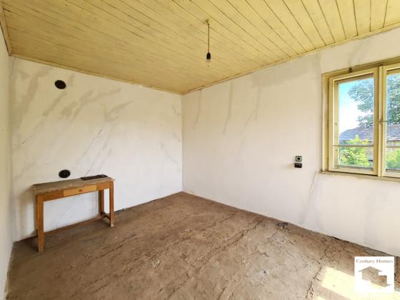 Image No.19-3 Bed House for sale