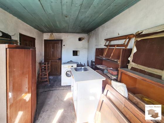 Image No.12-3 Bed House for sale