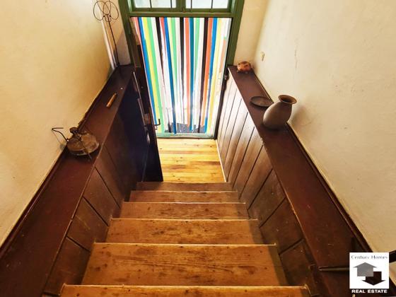 Image No.9-3 Bed House for sale