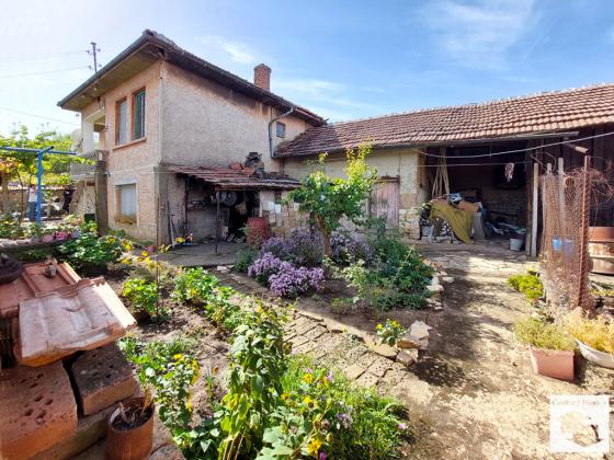 Image No.19-4 Bed House for sale