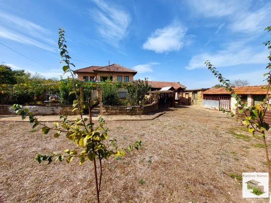 Image No.25-4 Bed House for sale