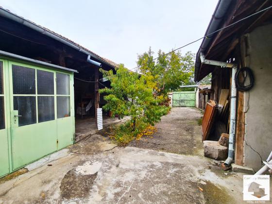 Image No.19-3 Bed House for sale