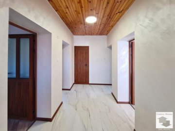 large1729589415