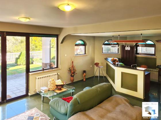 Image No.5-Maison de 3 chambres à vendre à Teteven