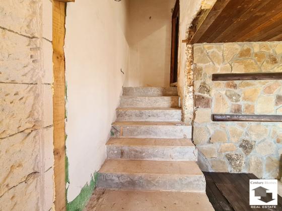 Image No.7-4 Bed House for sale