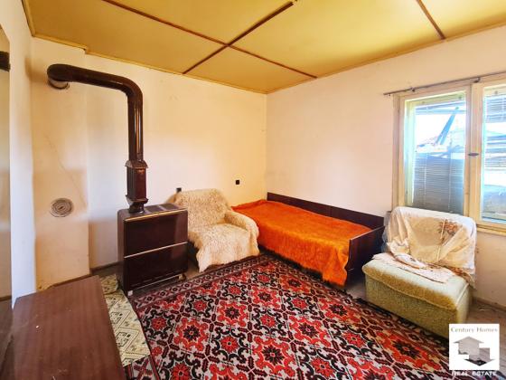 Image No.9-3 Bed House for sale