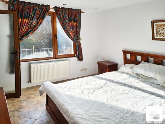 Image No.12-Maison de 2 chambres à vendre à Strazhitsa