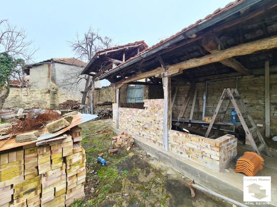 Image No.13-2 Bed House for sale