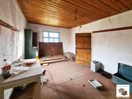 Image No.6-2 Bed House for sale