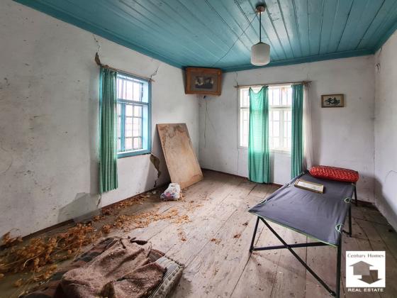 Image No.9-2 Bed House for sale