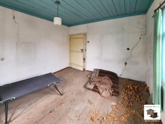 Image No.10-2 Bed House for sale