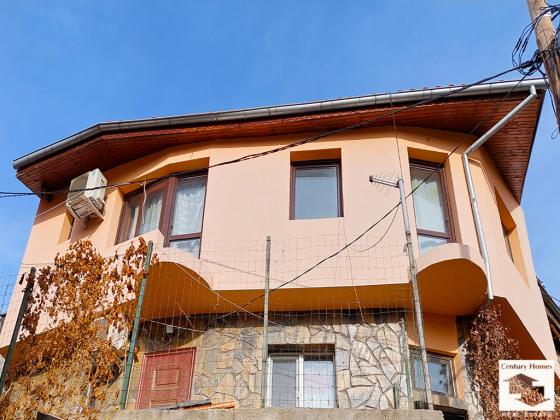 Image No.1-2 Bed House for sale