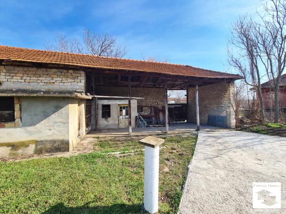 Image No.20-3 Bed House for sale